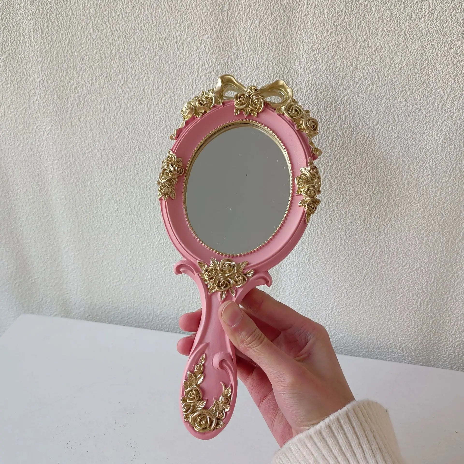 European Retro Handheld Mirror | Baroque Oval Vanity Mirror (Gold Tone) - Pink